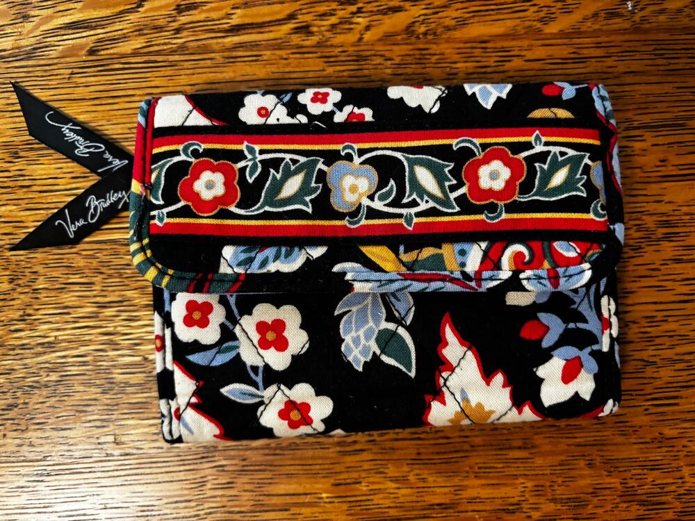 Vera Bradley Tri-fold Wallet in Retired Versailles Pattern
